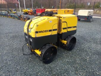 WALEC DROGOWY UBIJAK WACKER RT 82 PILOT nr.889