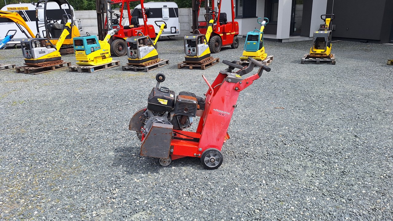 Przecinarka Piła jezdna HUSQVARNA FS 400 LV NR. 929 - obrazek 5