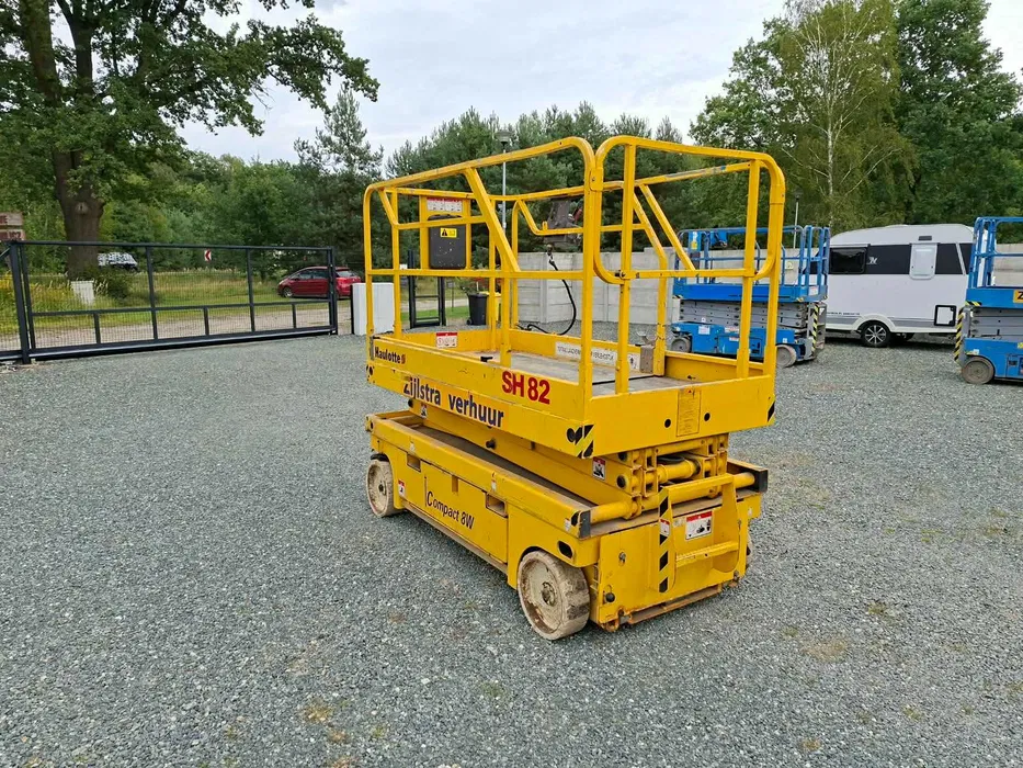 Haulotte Compact 8W 2002 | Podnośnik nożycowy | Zwyżka elektryczna | Nowe akumulatory (Genie) - obrazek 6